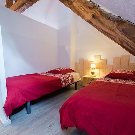 Gîte La Maisonnée Sazos Esterno foto