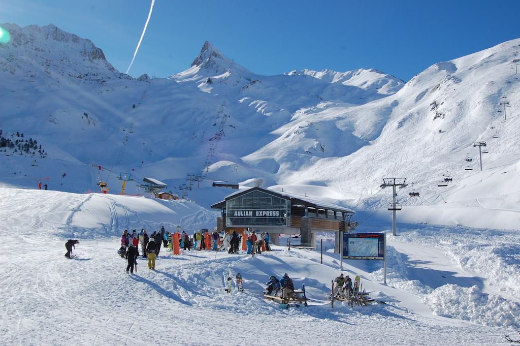 Gîte La Maisonnée Sazos Esterno foto