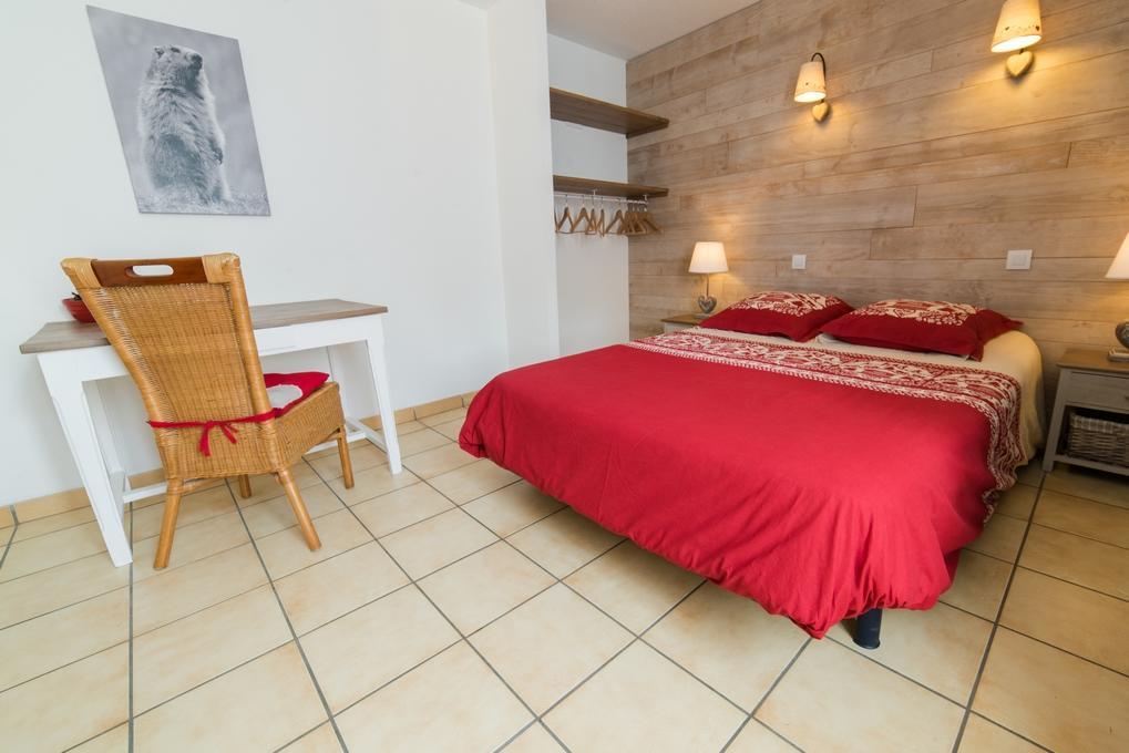 Gîte La Maisonnée Sazos Esterno foto