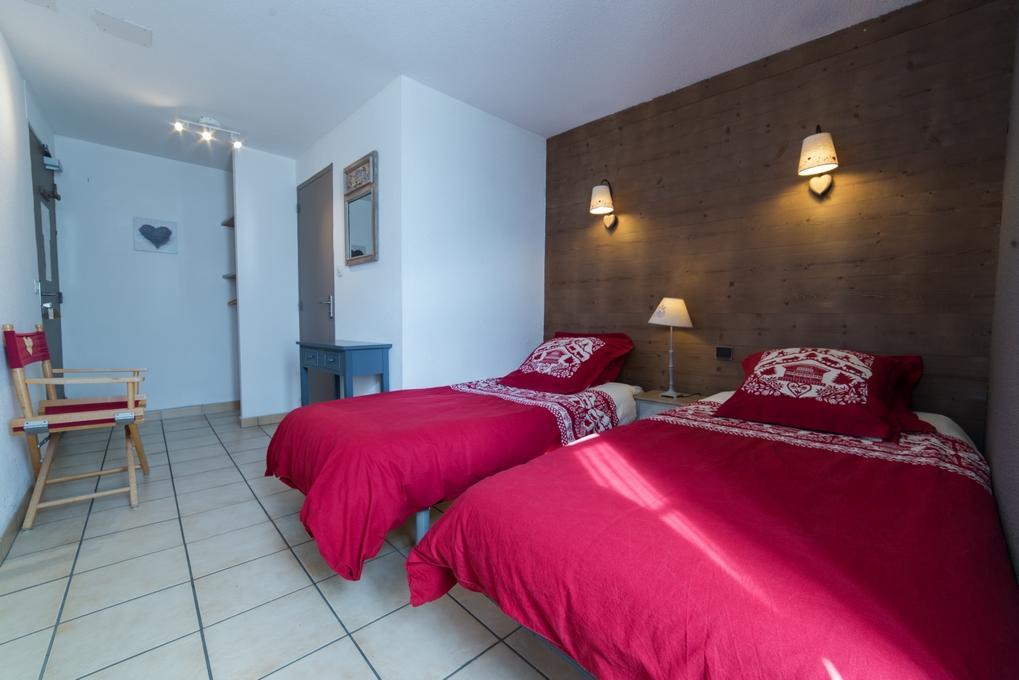 Gîte La Maisonnée Sazos Esterno foto